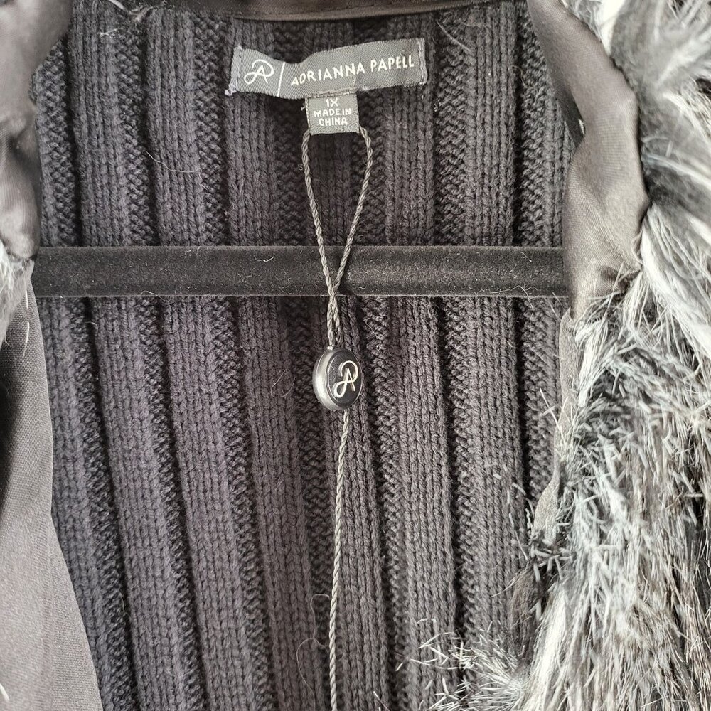 Womens Adrianna Papell Faux Fur Vest Black & Gray Size 1X  NWT - Picture 3 of 7